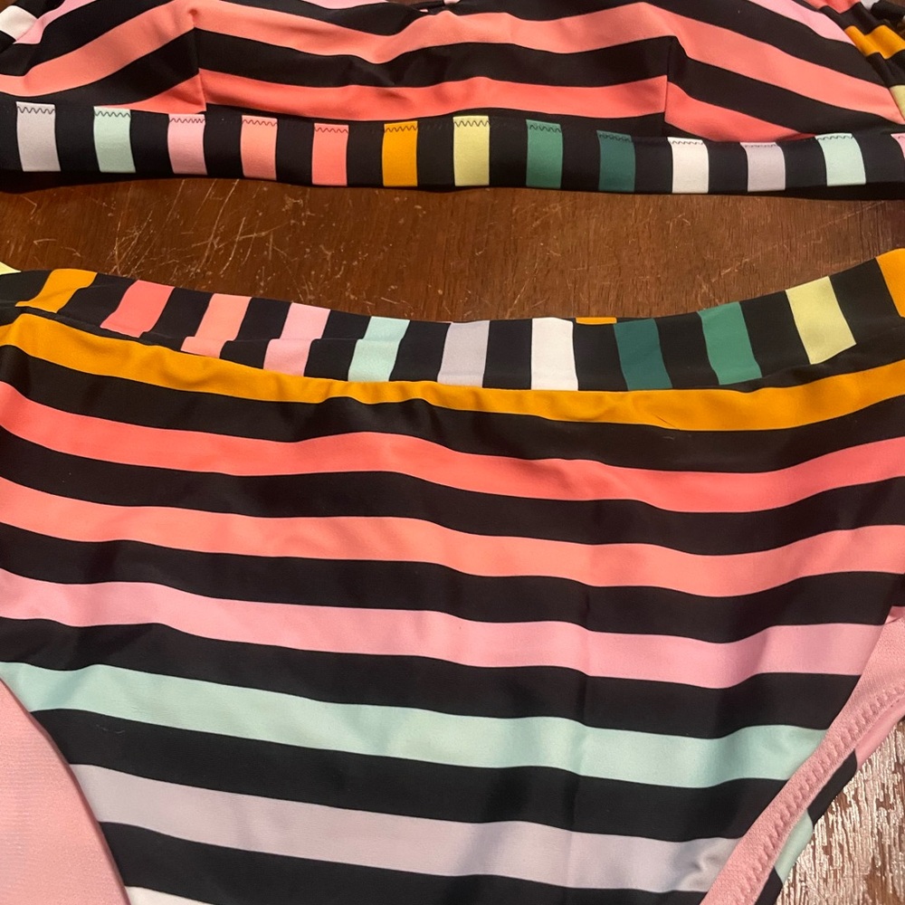 Striped Bikini Set - Picture 3 of 3